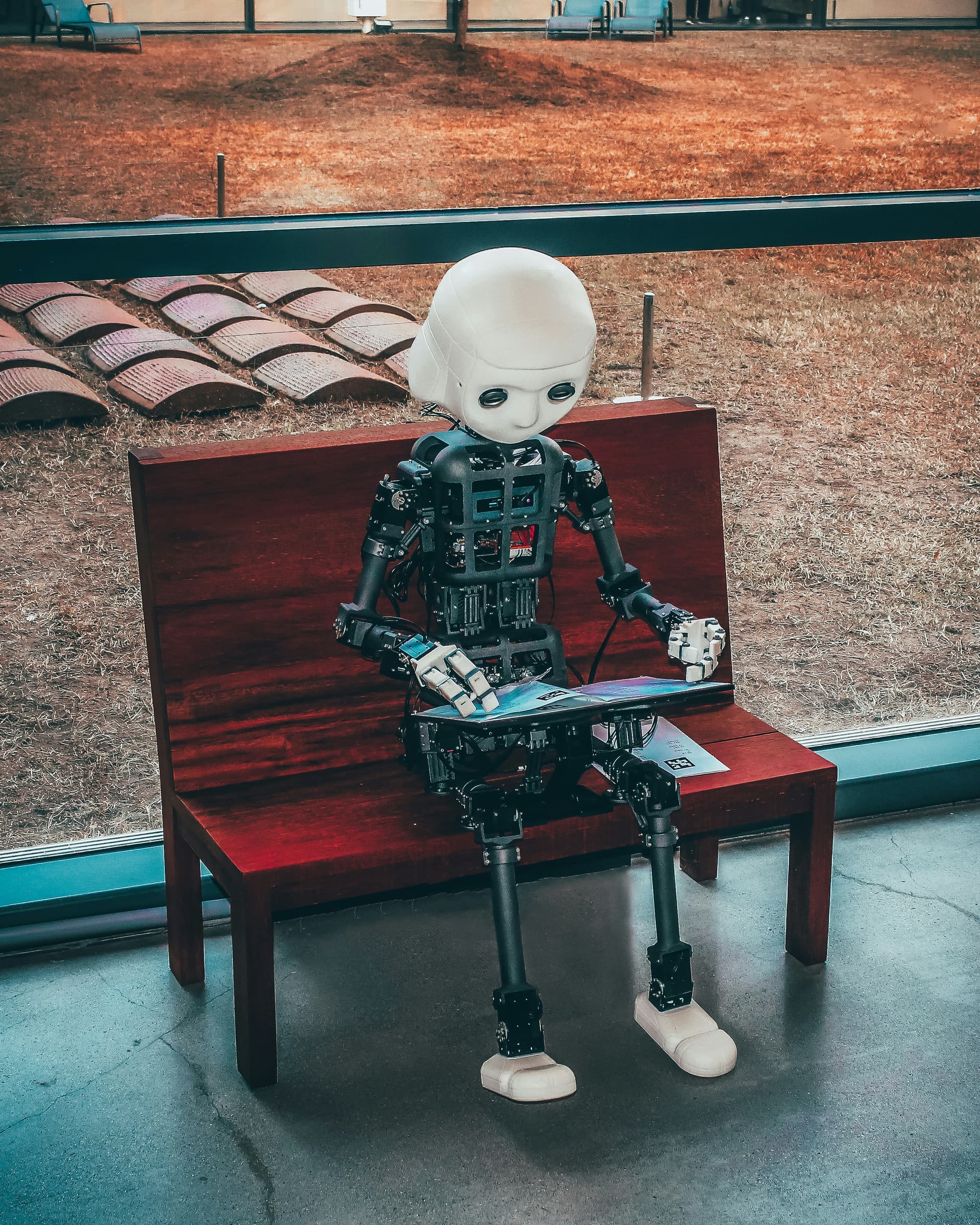 Best AI Tools to Manage Your Money in 2025